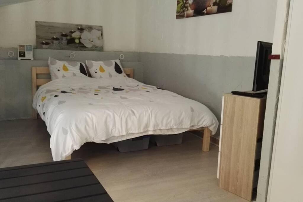 Apartment Mezzanine En Avec Piscine Au Village *